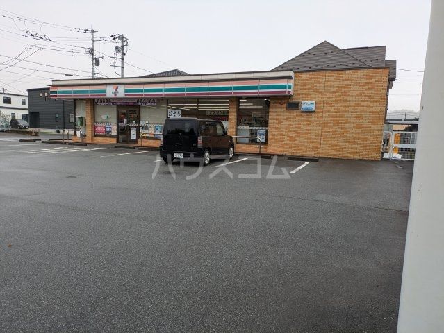 コンビニ　セブンイレブン 韮崎藤井町南店（コンビニ）まで1057m