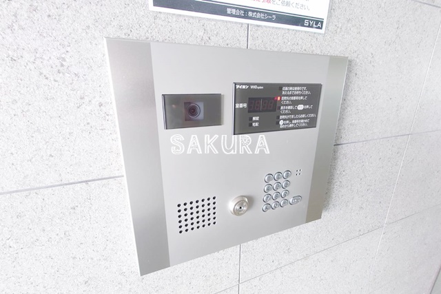 セキュリティ　女性の方でも安心のモニター付きオートロック♪