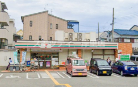 コンビニ　セブンイレブン 大阪万代5丁目店（コンビニ）まで387m