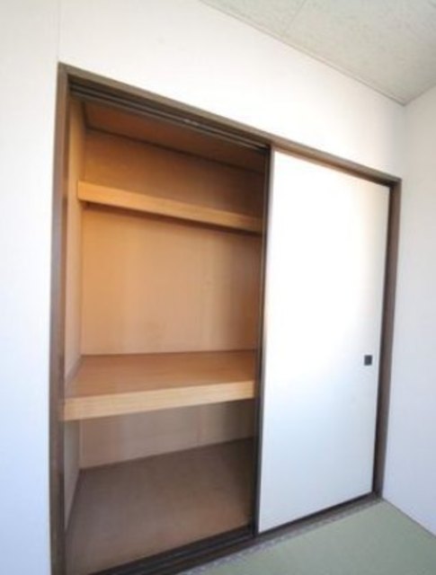 収納　リフォーム前参考画像