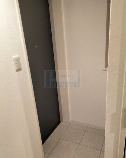 玄関　広々とした玄関部分