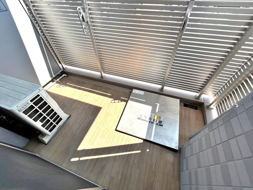 バルコニー　庭