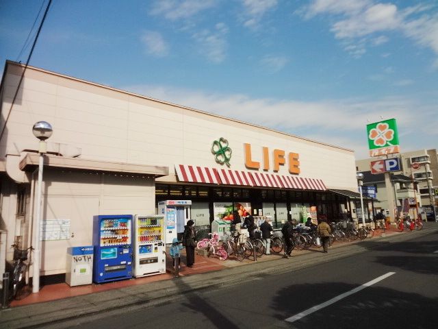 スーパー　ライフ高津新作店（スーパー）まで910m