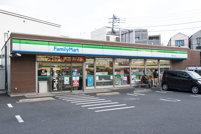 コンビニ　ファミリーマート 板橋大谷口店（コンビニ）まで295m