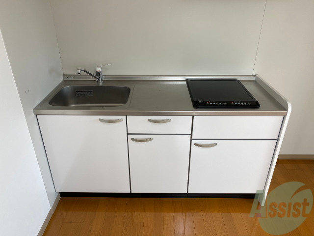 キッチン　収納もしっかりついている綺麗なキッチンで嬉しいですね。