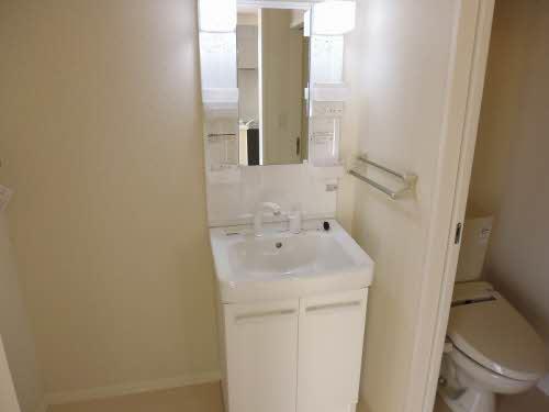 洗面設備　洗面室