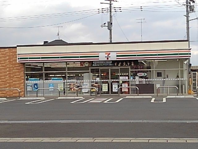 コンビニ　セブンイレブン中田町加賀野店（コンビニ）まで1500m