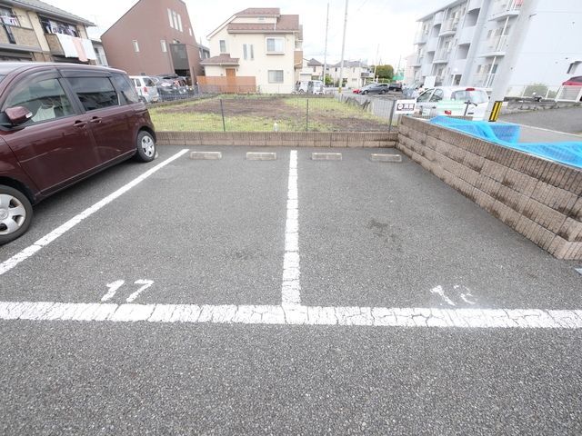 駐車場　★駐車場です★