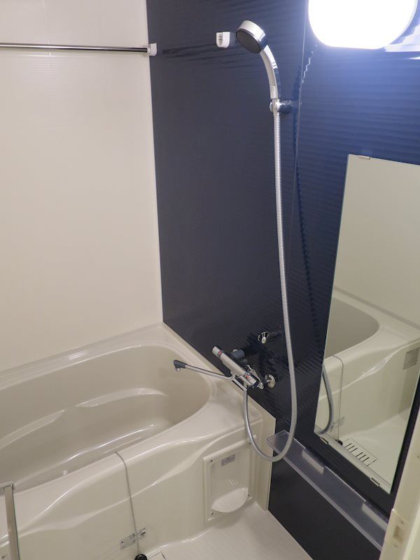 バス・シャワールーム　☆ゆったりくつろげるお風呂☆