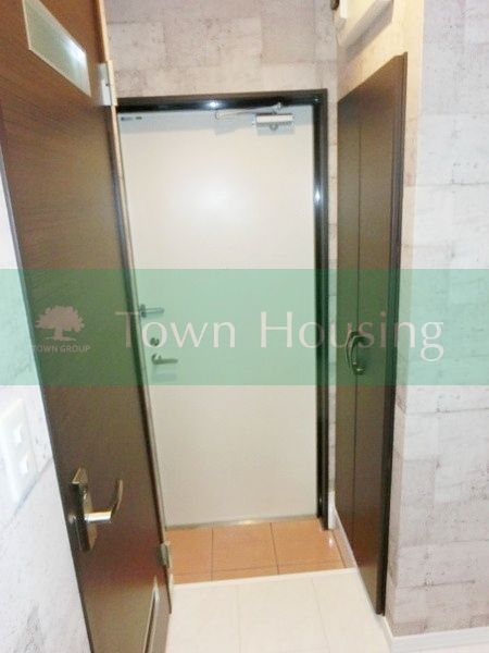 玄関　シューズBOX完備