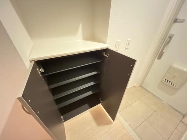 収納　下駄箱（イメージ）