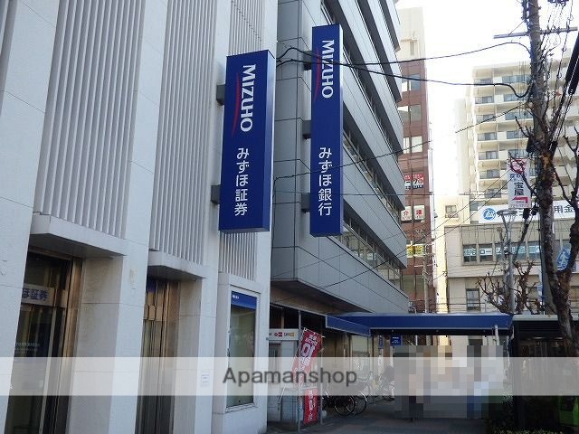 銀行　（株）みずほ銀行／大阪東支店（銀行）まで154m