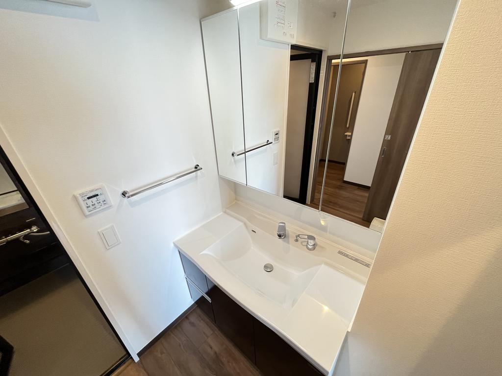 洗面設備　同建物別号室参考