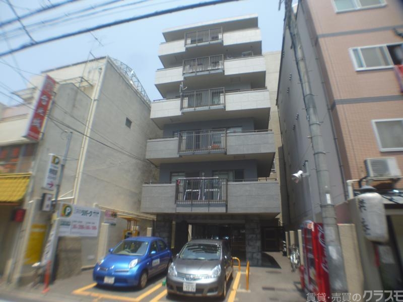 建物外観　四条通りまで徒歩２分。街中物件です。