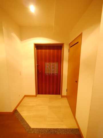 玄関　三番町ハウス