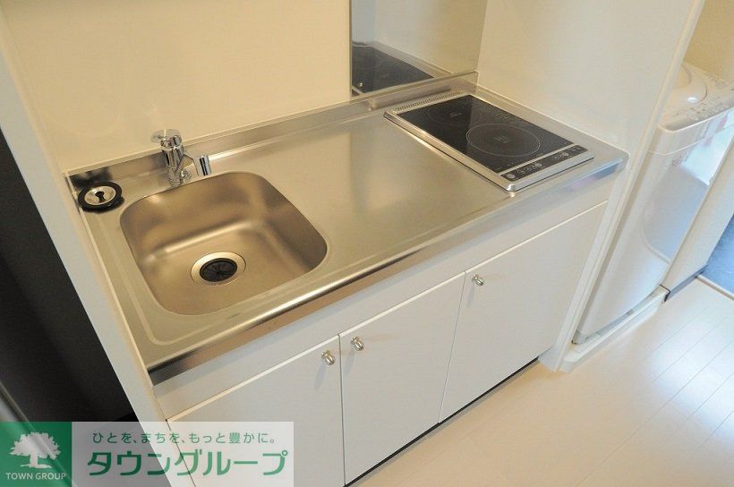 キッチン　設備・仕様は号室により異なる為、現況を優先致します。