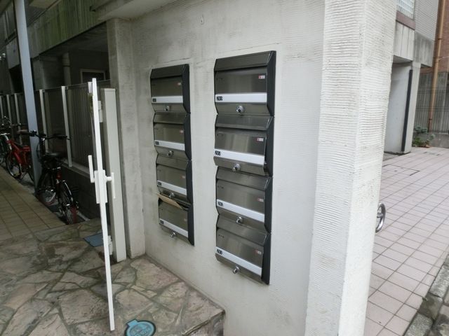 その他共有部分　郵便物はこちらへ…★