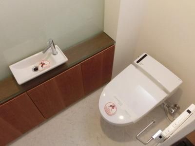 トイレ　お手洗