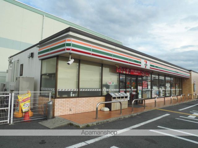 コンビニ　セブンイレブン（コンビニ）まで386m