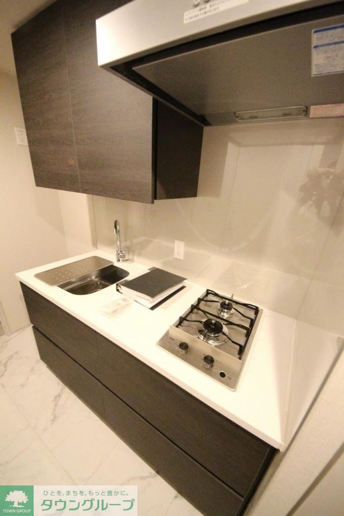 キッチン　内見の予約先はタウンハウジング中野店になります★