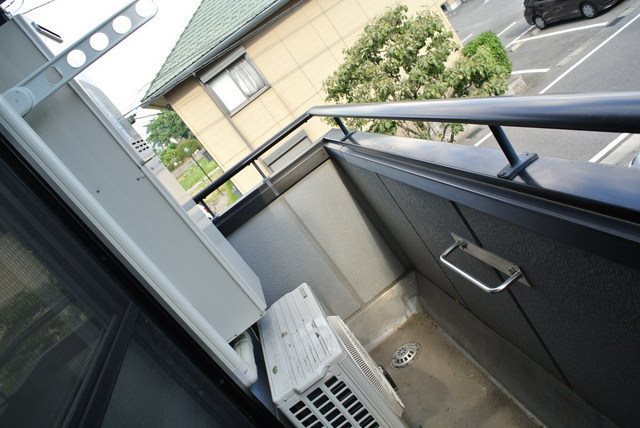 バルコニー　テラス