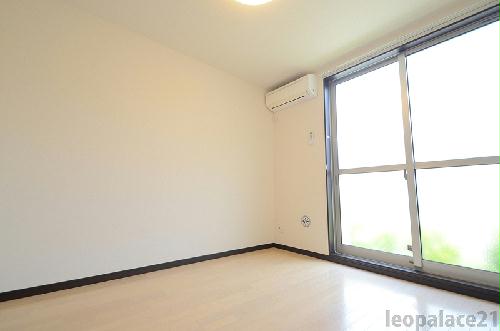 居室・リビング　設備・仕様は号室により異なる為、現況を優先致します。