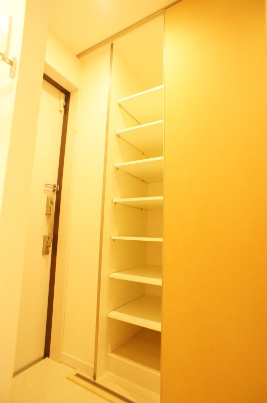 玄関　１キー２ロック玄関ドア