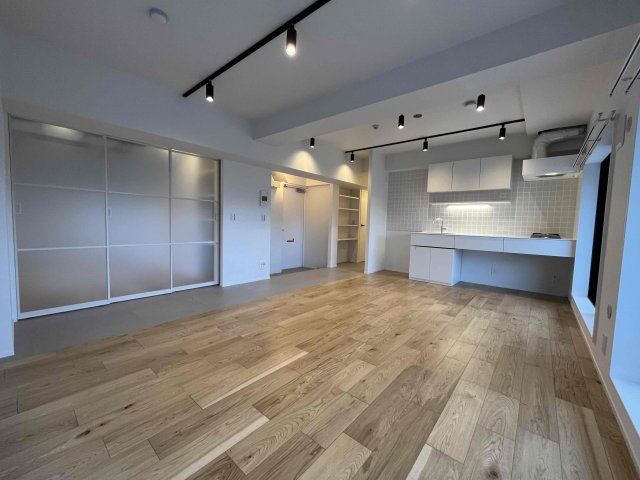 居室・リビング　☆広々とした居室☆