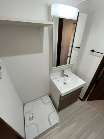 洗面設備　同シリーズ物件のモデルルームになります※現況優先