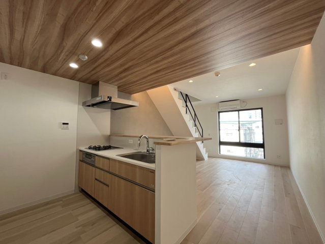 居室・リビング　CrossRoad SasashimaLive