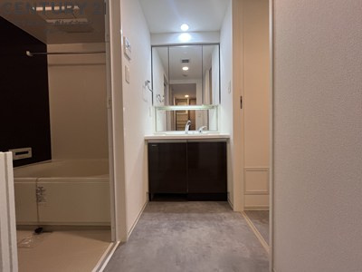 洗面設備　独立洗面化粧台付き☆
