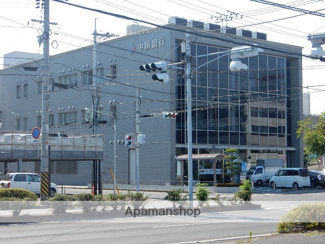 銀行　中国銀行／岡山西支店（銀行）まで800m