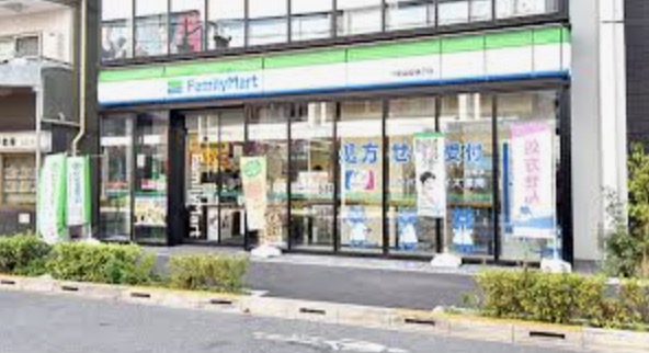 ドラックストア　ウエルシア新中野2号店（ドラッグストア）まで497m
