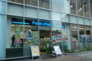 コンビニ　ファミリーマート秋葉原駅前店（コンビニ）まで150m