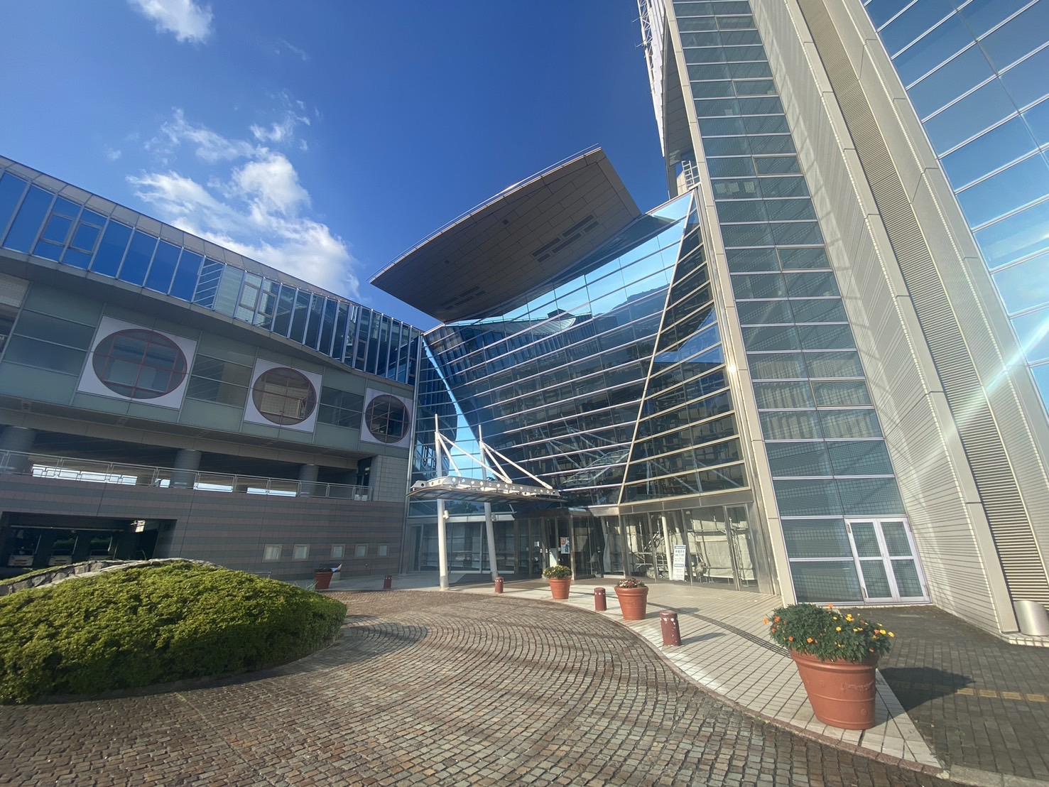 役所　伊東市役所（役所）まで589m