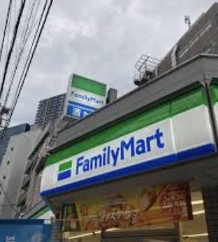コンビニ　ファミリーマート中野桃園店（コンビニ）まで181m
