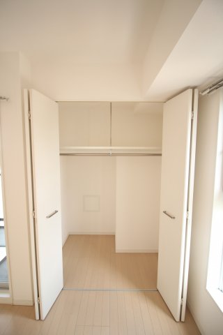 収納　（別タイプ参考写真）プライムアーバン板橋　板橋区板橋1