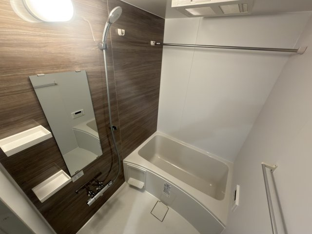 バス・シャワールーム　同建物別部屋 現況優先