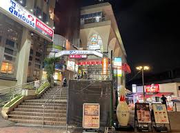 スーパー　東武ストア王子店（スーパー）まで686m