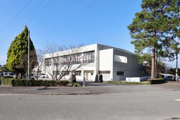 小学校　鳴門西小学校（小学校）まで649m