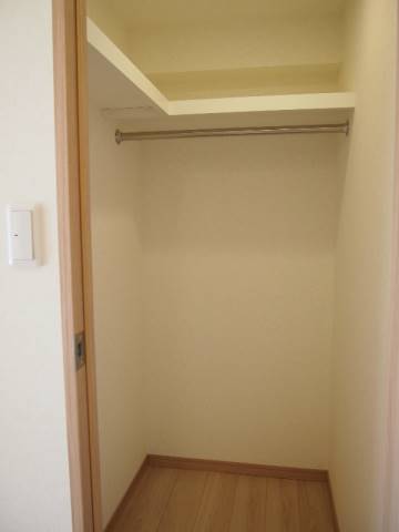 収納　別部屋参考写真