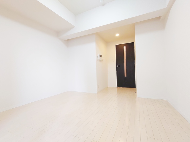 居室・リビング　ホワイトカラーコーデのお部屋