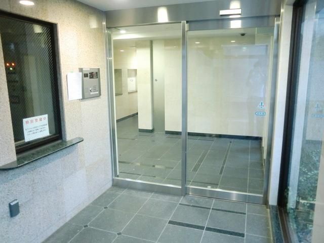 エントランス　★お問い合わせはタウンハウジングまで★