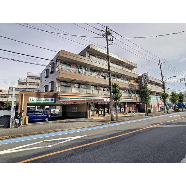 コンビニ　セブンイレブン　大和桜ヶ丘西口店（コンビニ）まで380m