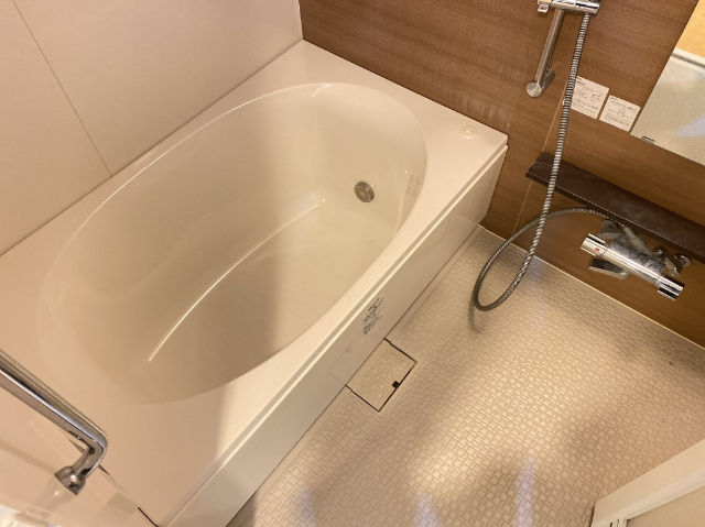 バス・シャワールーム　※他号室参考写真