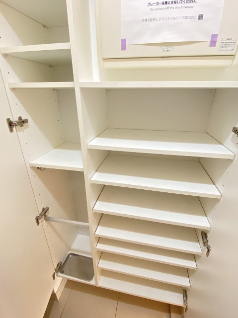 玄関　※他号室参考写真