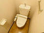 トイレ　シャワー付トイレです