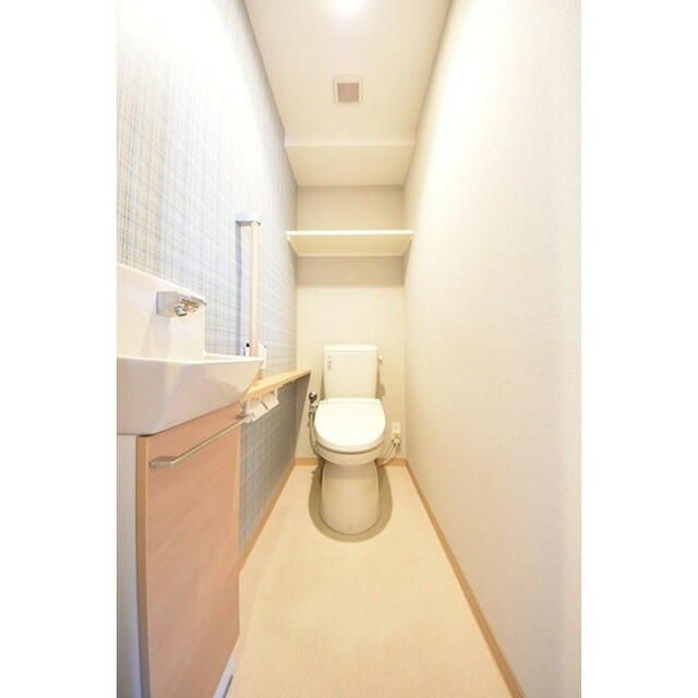 トイレ　清潔感のあるトイレです