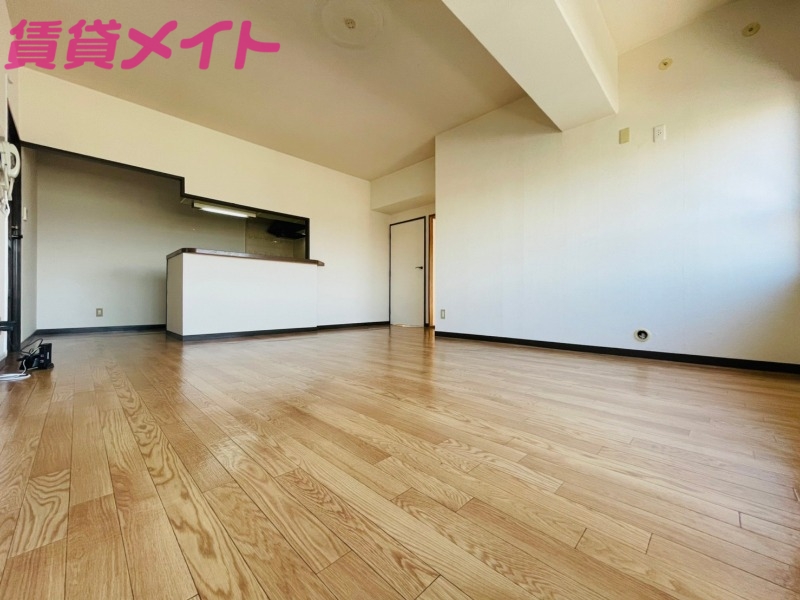 居室・リビング　別部屋参考写真