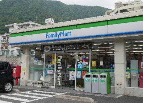 コンビニ　ファミリーマート門司泉ヶ丘店（コンビニ）まで270m